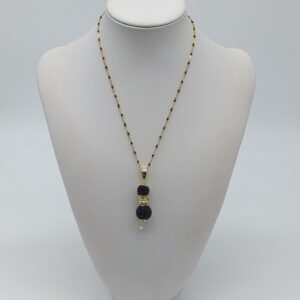 Collana Corta Spinello Nero e Perle