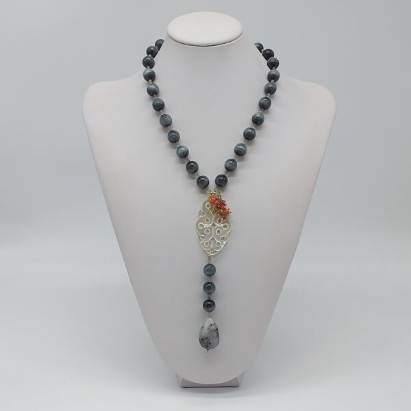 Collana Lunga Occhio d'Aquila Labradorite Madreperla e Corallo